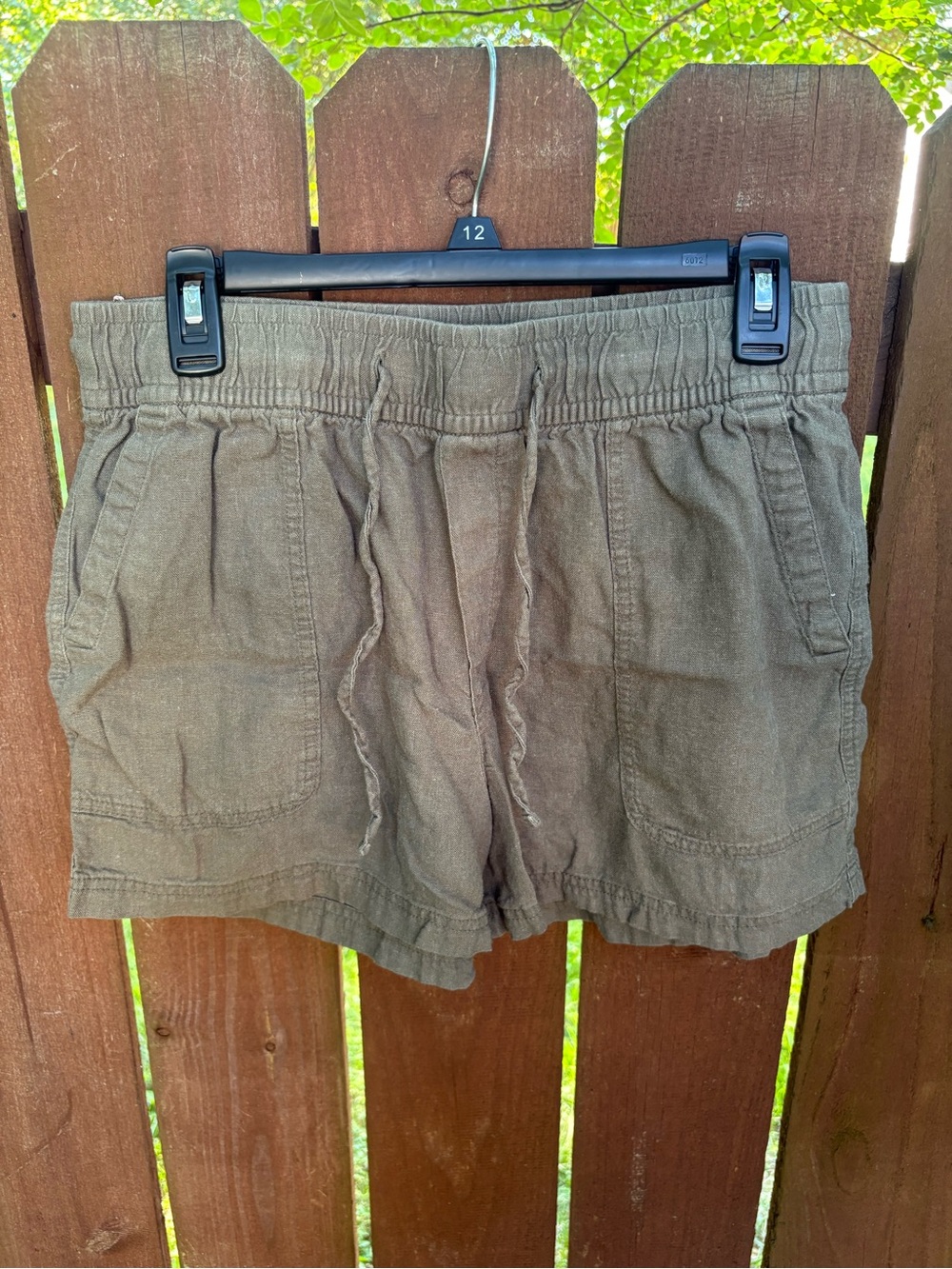GAP Linen Blend Pull On coastal  Shorts Olive Green Elastic Waist Size Medium